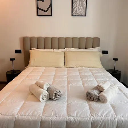 Curt Di Manai Charme Aparthotel Tirano